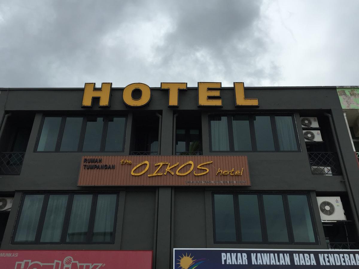 The Oikos Hotel Pontian Kecil Dış mekan fotoğraf