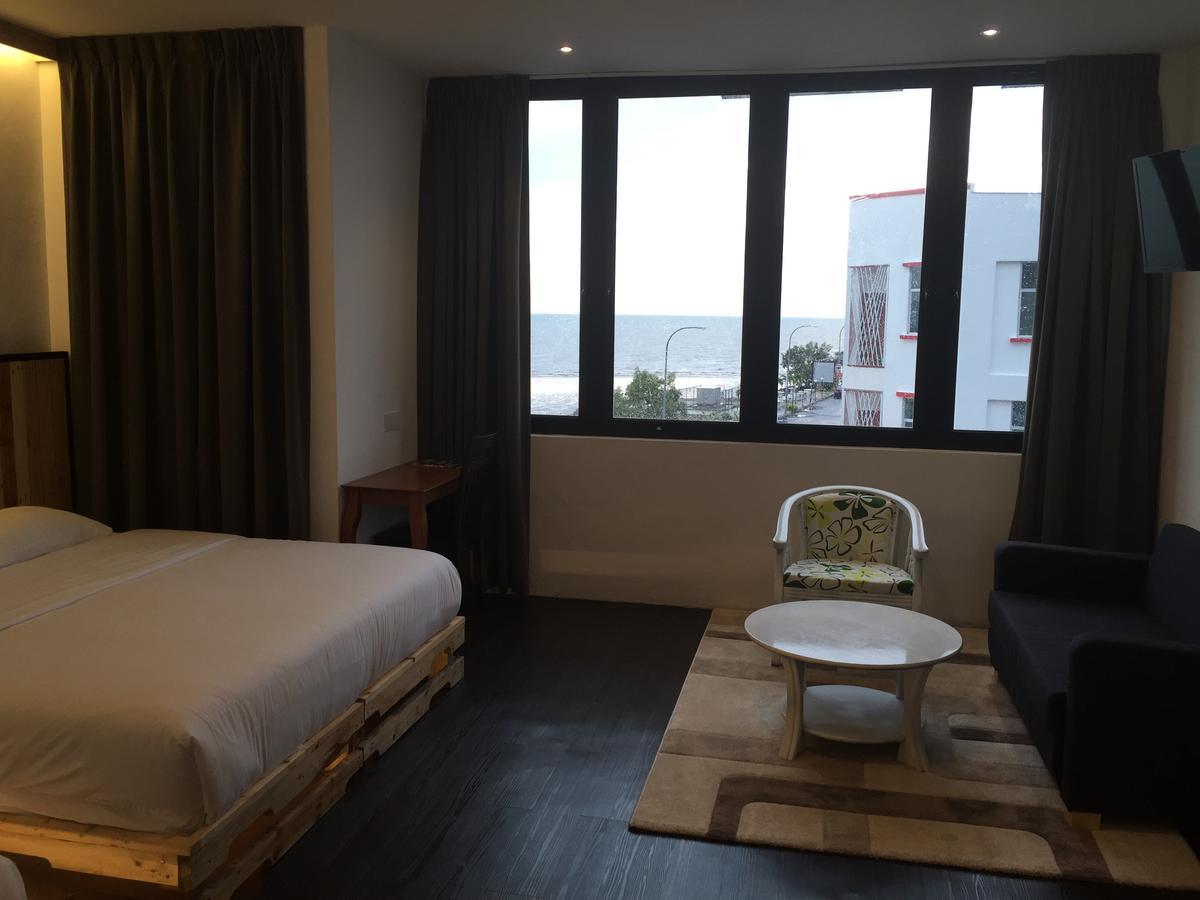 The Oikos Hotel Pontian Kecil Dış mekan fotoğraf