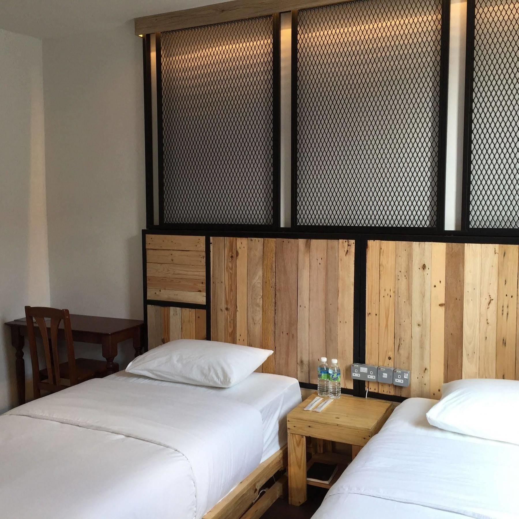 The Oikos Hotel Pontian Kecil Dış mekan fotoğraf
