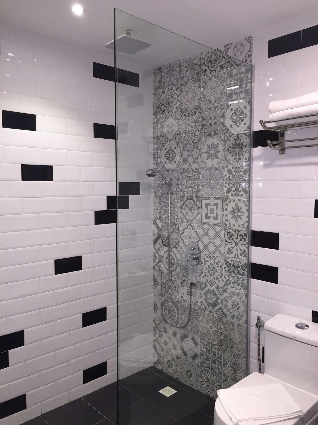 The Oikos Hotel Pontian Kecil Dış mekan fotoğraf