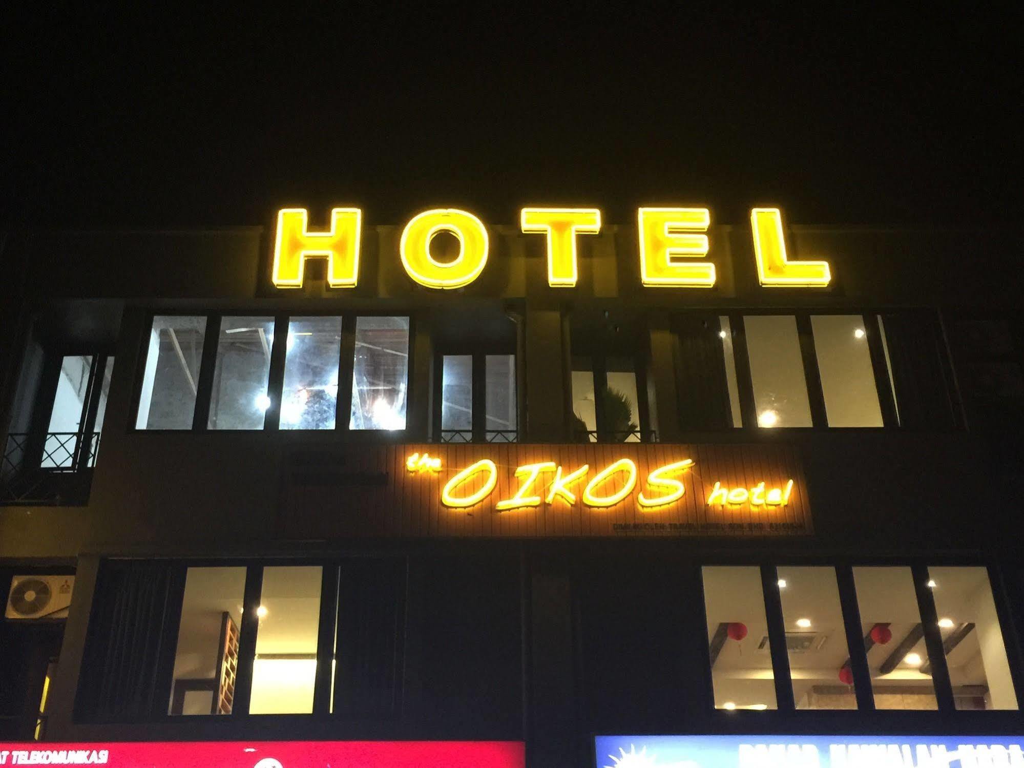 The Oikos Hotel Pontian Kecil Dış mekan fotoğraf